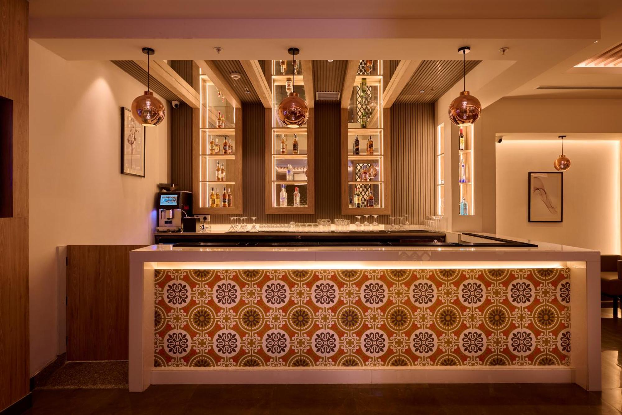 Delite Sarovar Portico Faridabad Εξωτερικό φωτογραφία