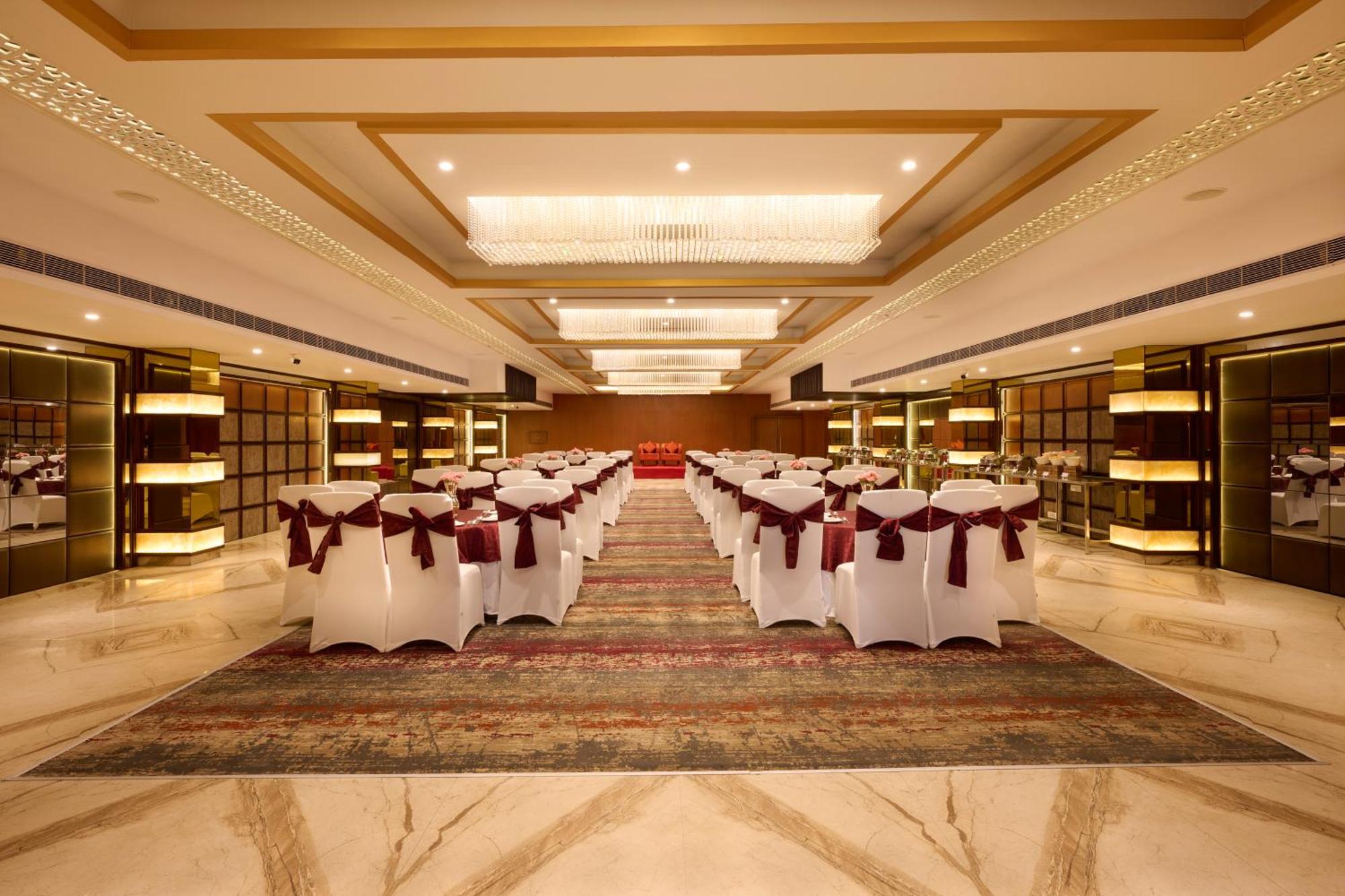 Delite Sarovar Portico Faridabad Εξωτερικό φωτογραφία
