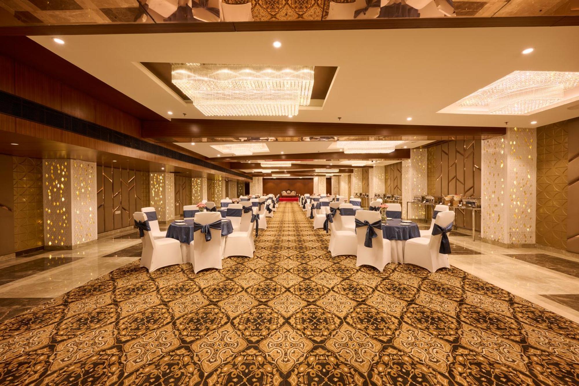 Delite Sarovar Portico Faridabad Εξωτερικό φωτογραφία